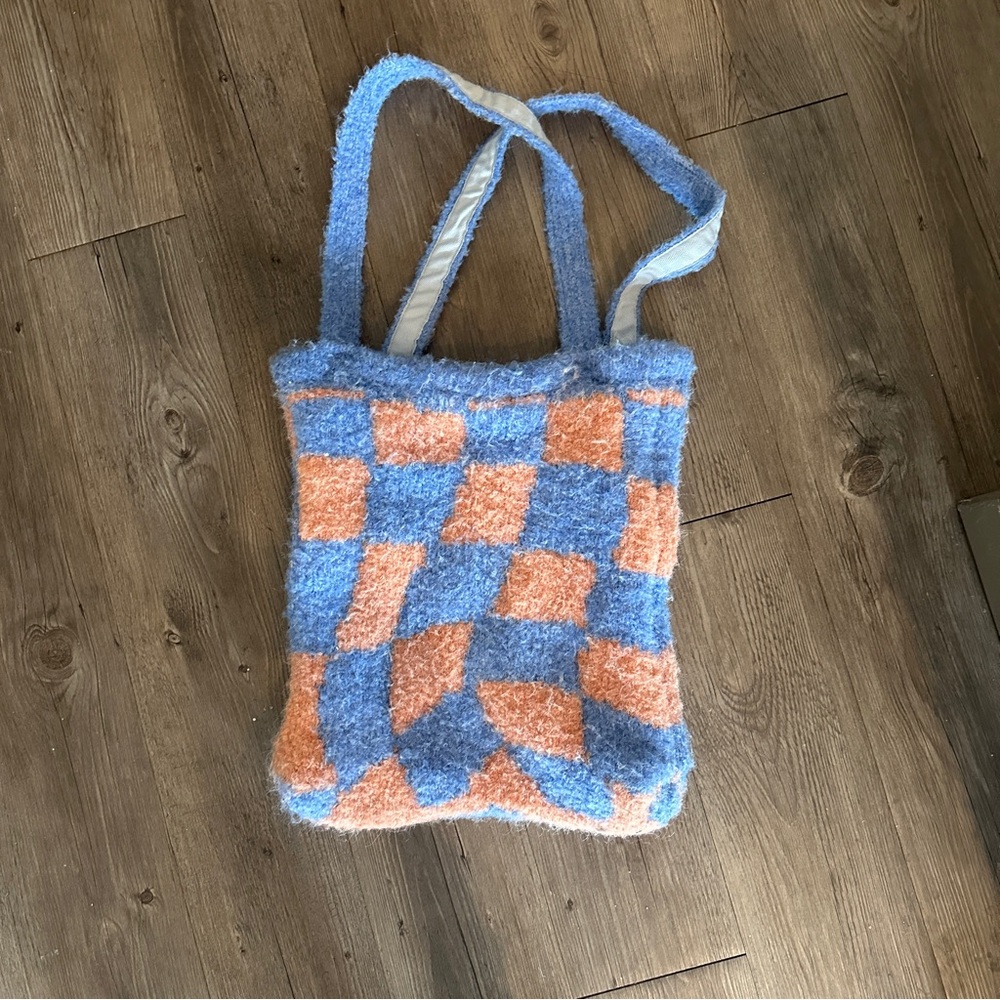 Urban outfitters - Emy icon knit checkered tote bag